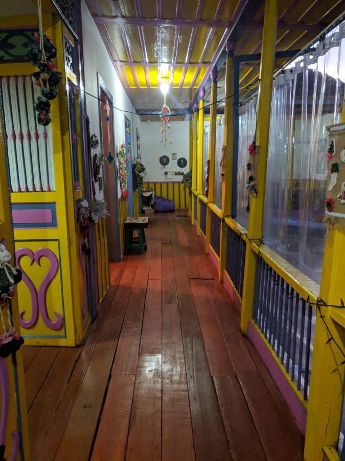 Hostal Bremen Филандиа Екстериор снимка