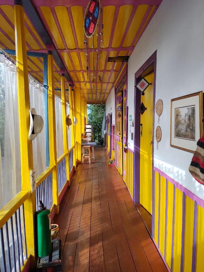 Hostal Bremen Филандиа Екстериор снимка
